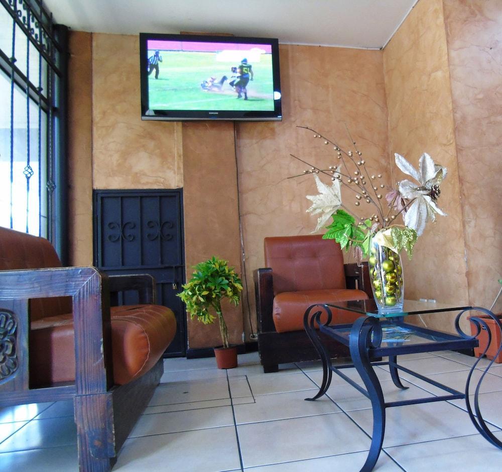 Hotel Quinta Avenida San José Buitenkant foto