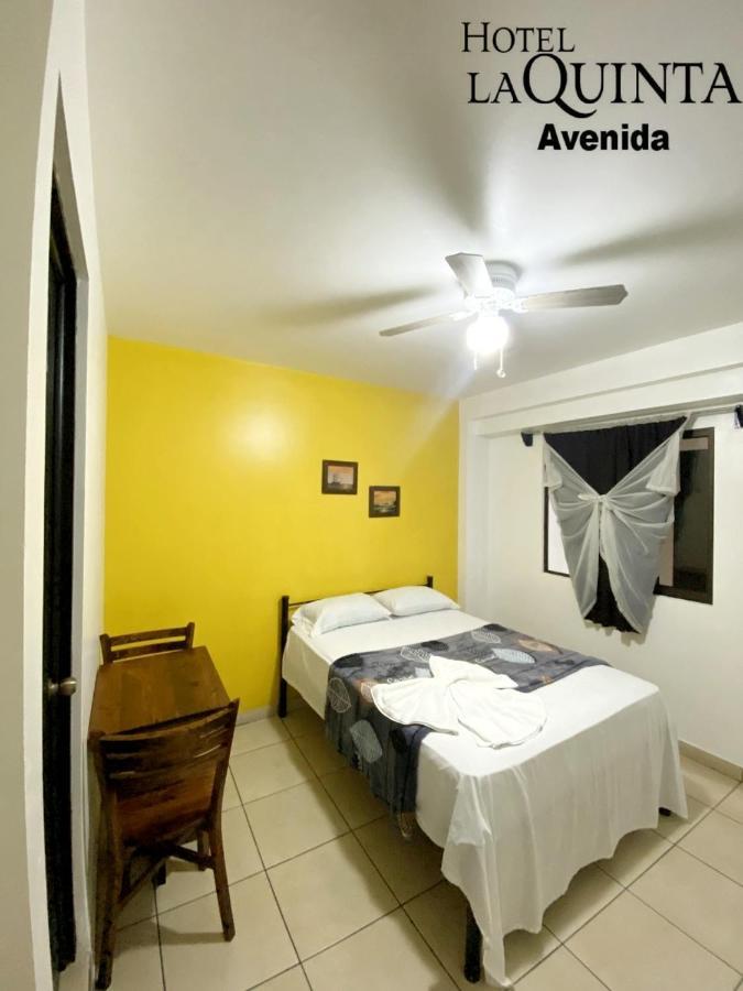 Hotel Quinta Avenida San José Buitenkant foto